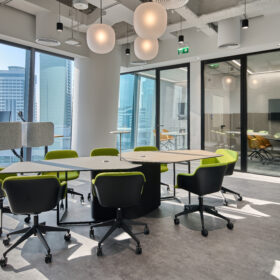 Project: JLL MENA | Products: Revolution 100 double glazed partitions with Edge Affinity Doors